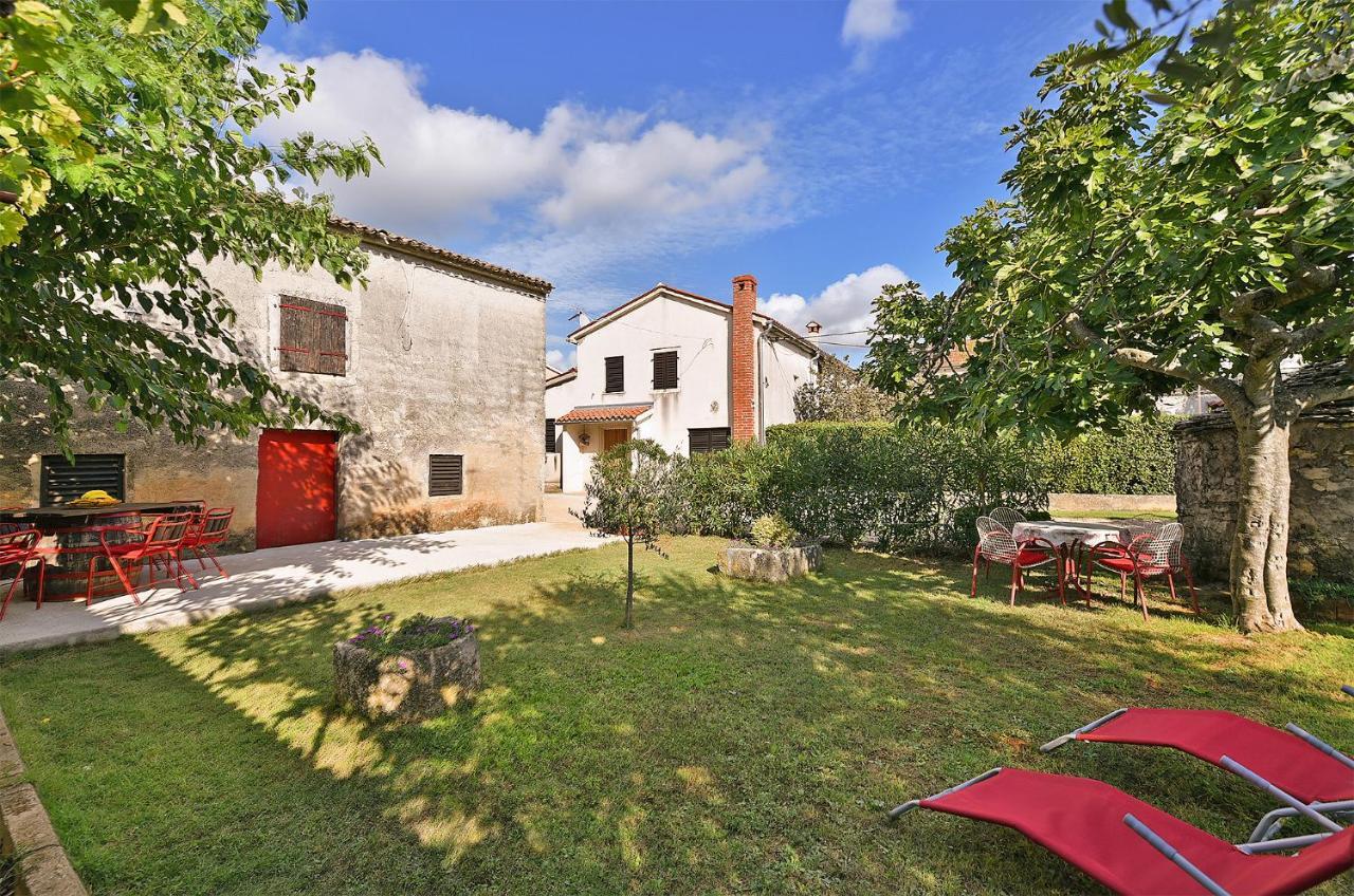 House Monteci 1378 Villa Galižana Екстериор снимка