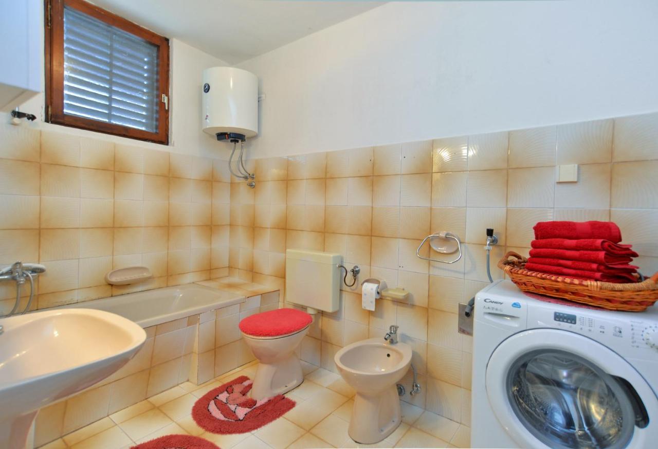 House Monteci 1378 Villa Galižana Екстериор снимка