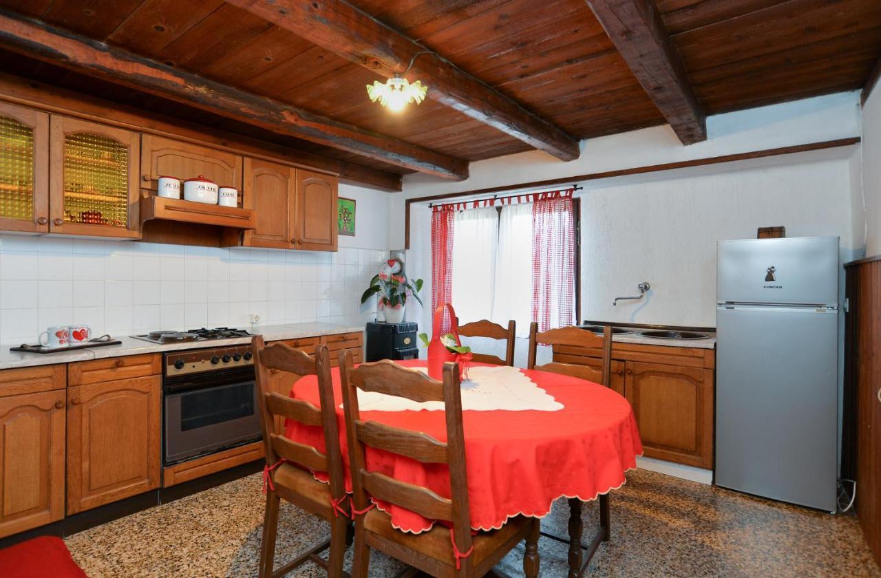 House Monteci 1378 Villa Galižana Екстериор снимка
