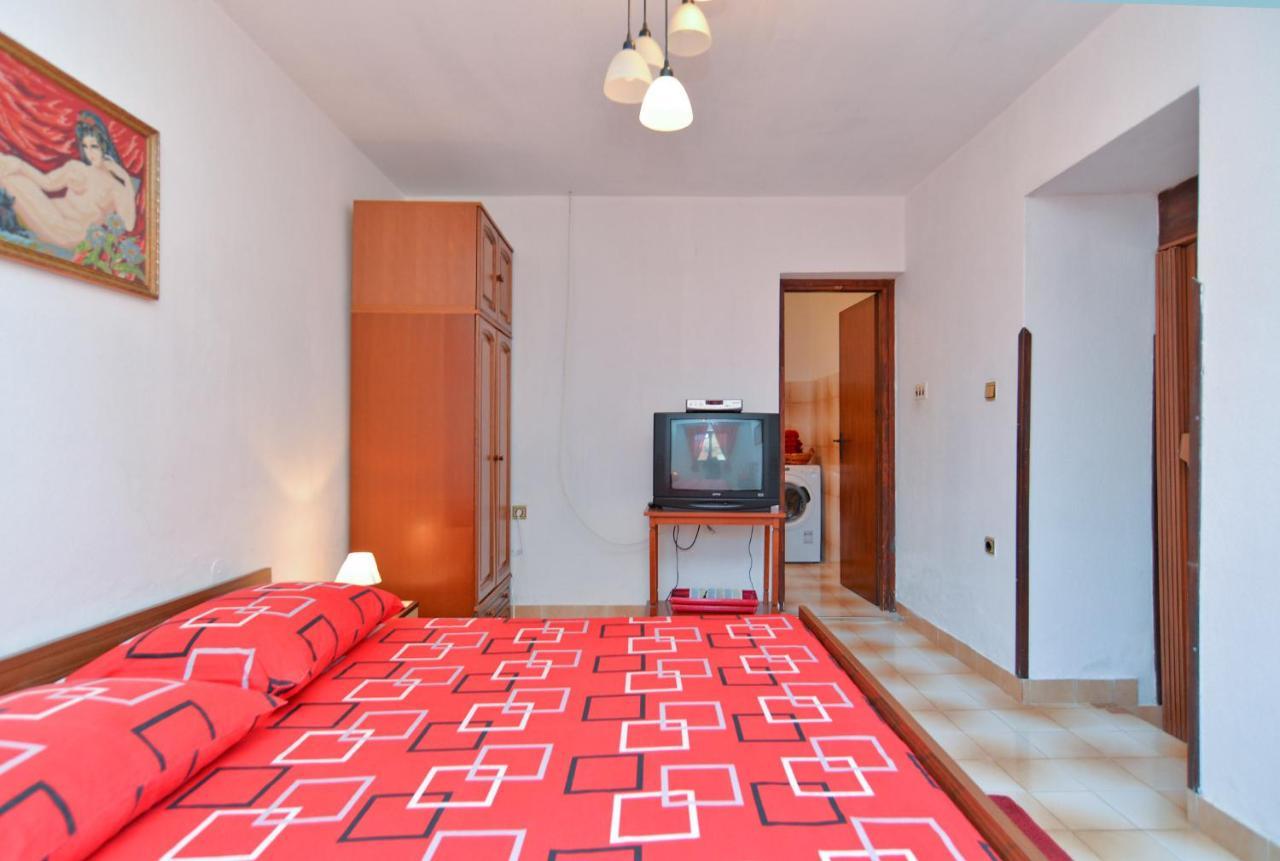 House Monteci 1378 Villa Galižana Екстериор снимка