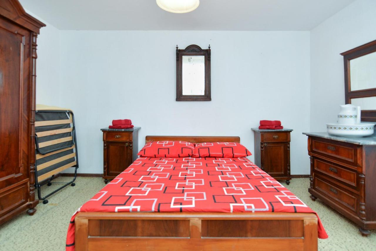 House Monteci 1378 Villa Galižana Екстериор снимка